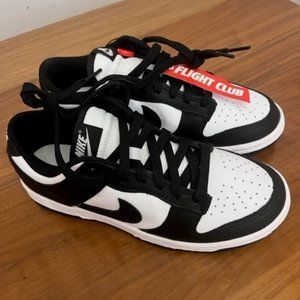 Women's Nike Dunk Low, White & Black, Size 7
